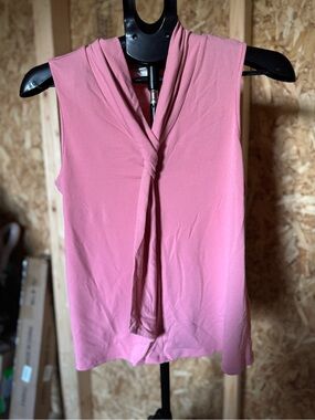 Twist-Neck Sleeveless Tank in Dusty Pink